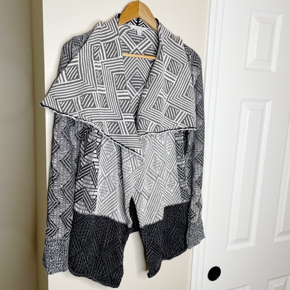 Lucky Brand Geometric Print Open Front Cardigan - Picture 2 of 6